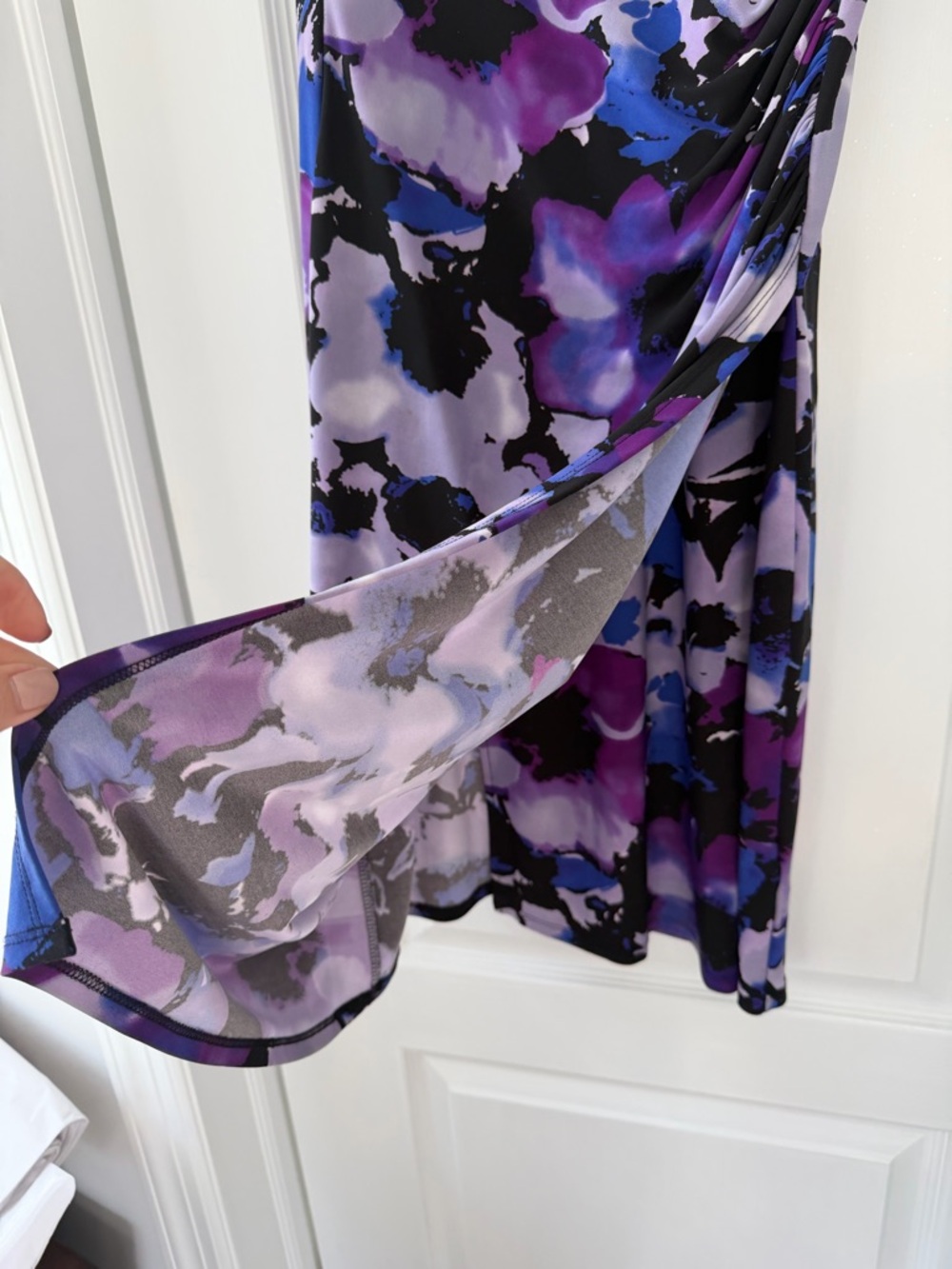 Lauren Ralph Lauren Floral Sheath Dress Size 6 Purple Blue Ruched V-Neck Classic - Picture 4 of 6